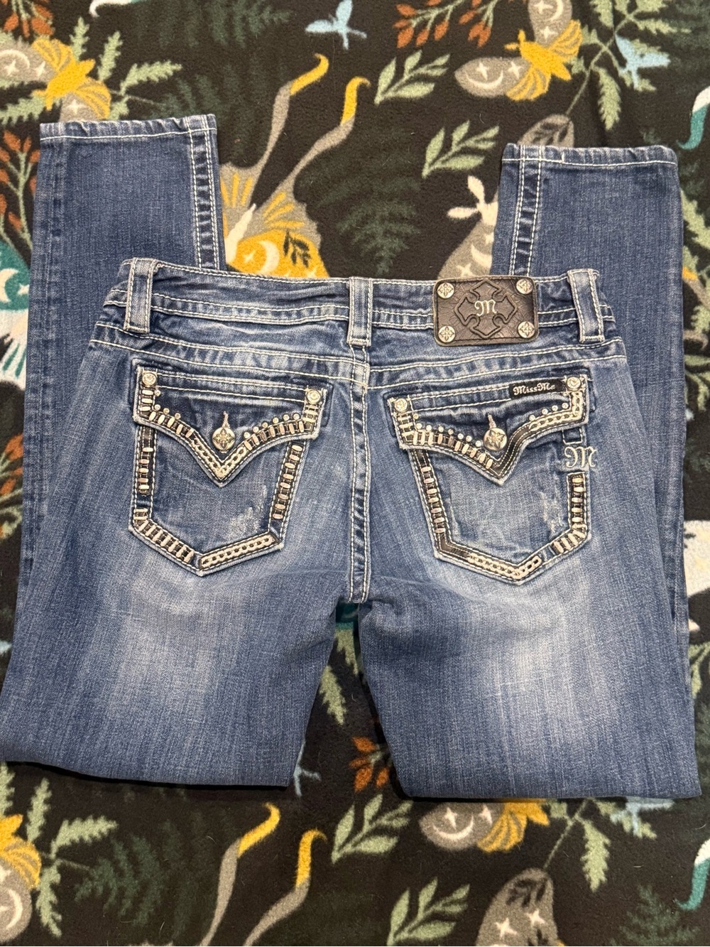 Miss Me Signature Skinny Jeans Medium Wash Embellished Pocket Stretch Size 29